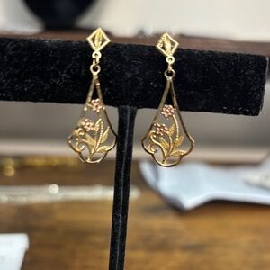 10k Gold and Rose Gold Delicate Floral Earrings